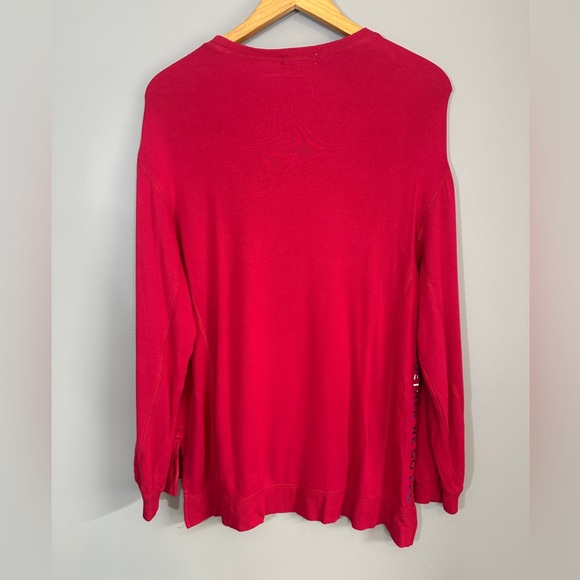 Peleton Lightweight Thin Sweatshirt Raspberry Side Split Logo Spellout Sz SM Top - Picture 5 of 9